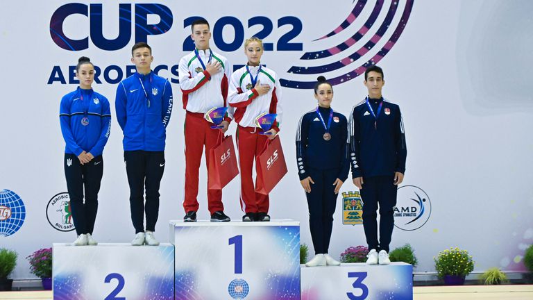 Христо Манолов и Борислава Иванова завоюваха златните медали на смесени