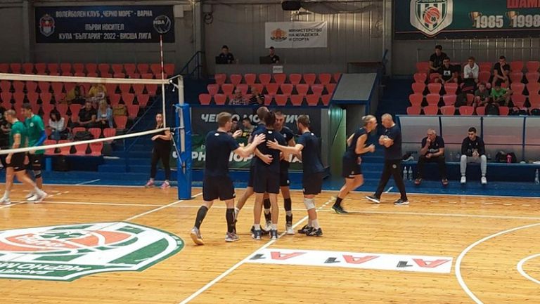 Мъжкият отбор на Черно море Варна надигра като домакин Добруджа