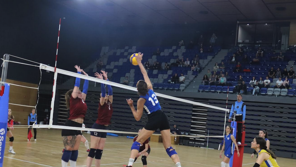 Над 40 волейболни отбора започнаха сезона във Volley Mania