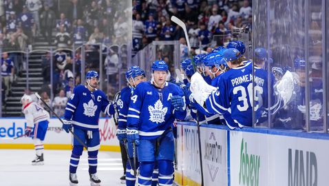 Торонто стартира с победа десети пореден сезон в НХЛ