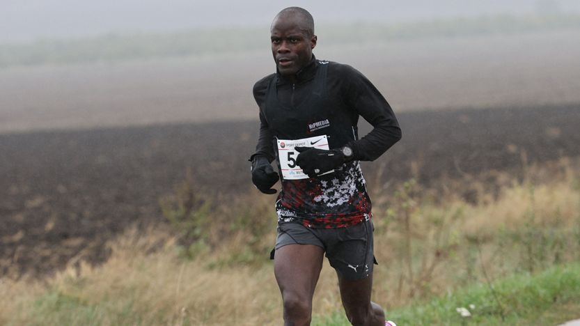 Исмаил Сенанджи и Мая Русева спечелиха “Нови пазар рън”