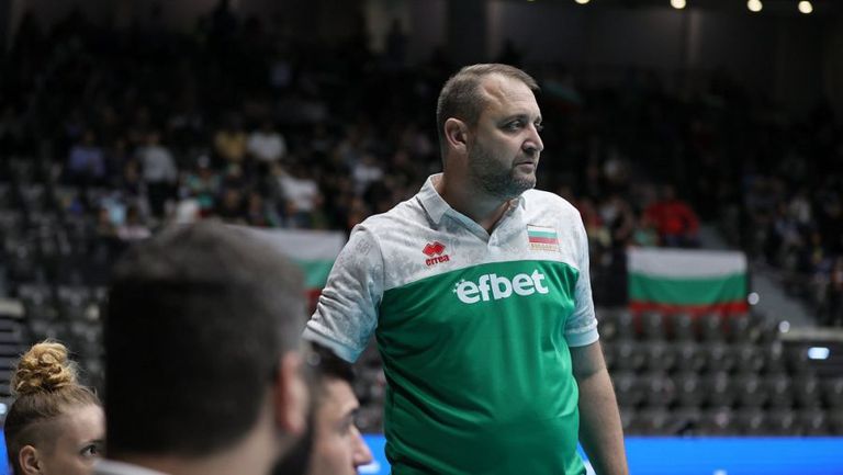 Иван Петков напусна националния отбор по волейбол за жени