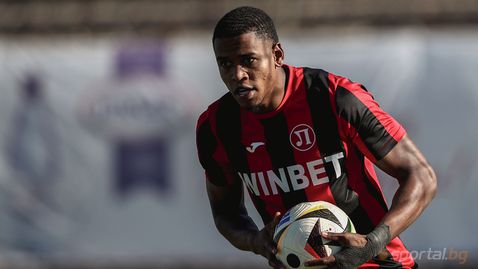 "Смърфовете" без двама основни футболисти за мача с Хебър