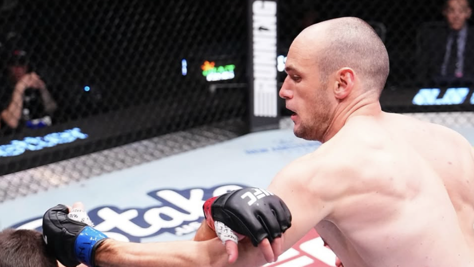 Урош Медич нокаутира Муслим Салихов за 63 секунди