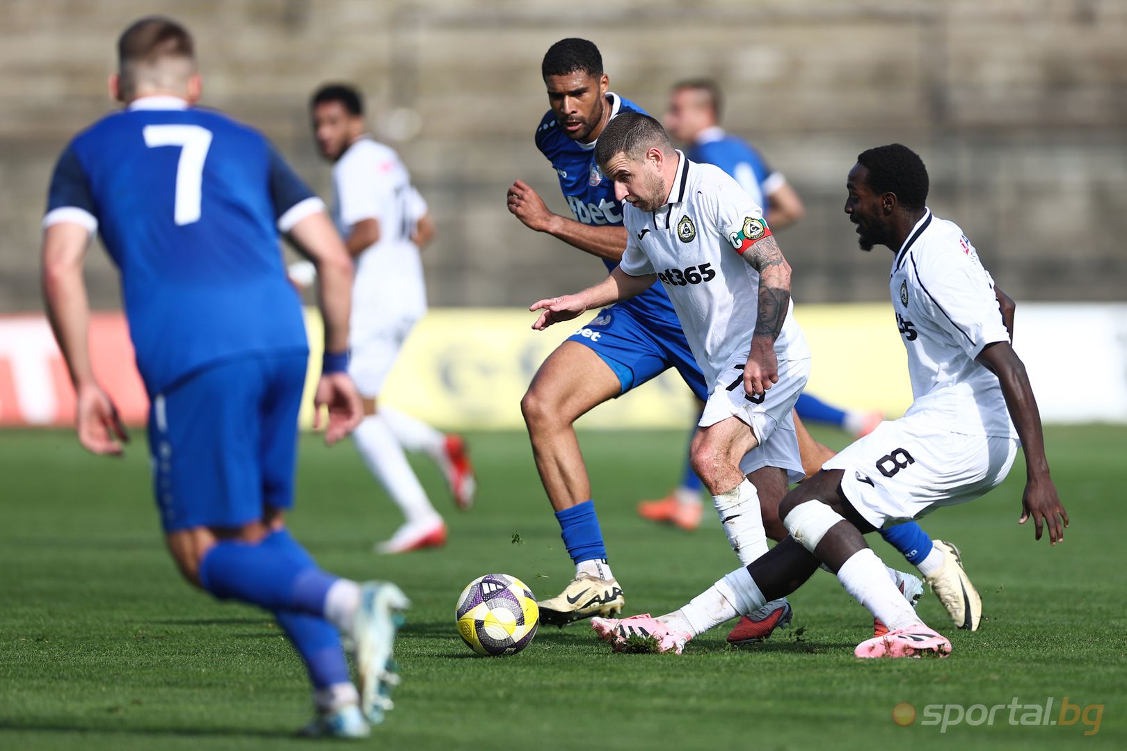 Славия 2:1 Монтана