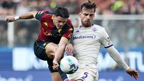  Дженоа и Фиорентина направиха шоу, само че не се победиха в дебюта на Де Роси и Ваноли 