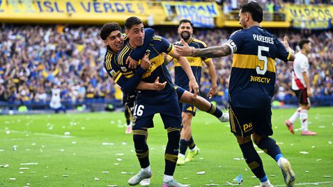 Бока покоси Ривър в горещо Суперкласико на "Ла Бомбонера"