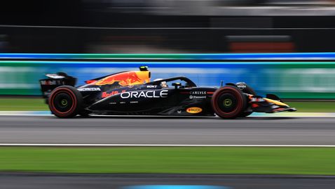 Верстапен и Цунода сложиха край на 19-годишната серия на Ред Бул