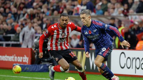 Дори рекламните табла помогнали на Съндърланд да спре Арсенал