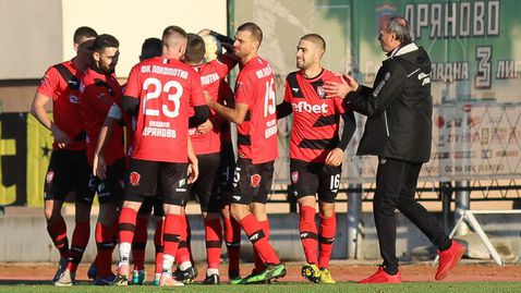  Локо (Дряново): В Левски излизаме за победа 