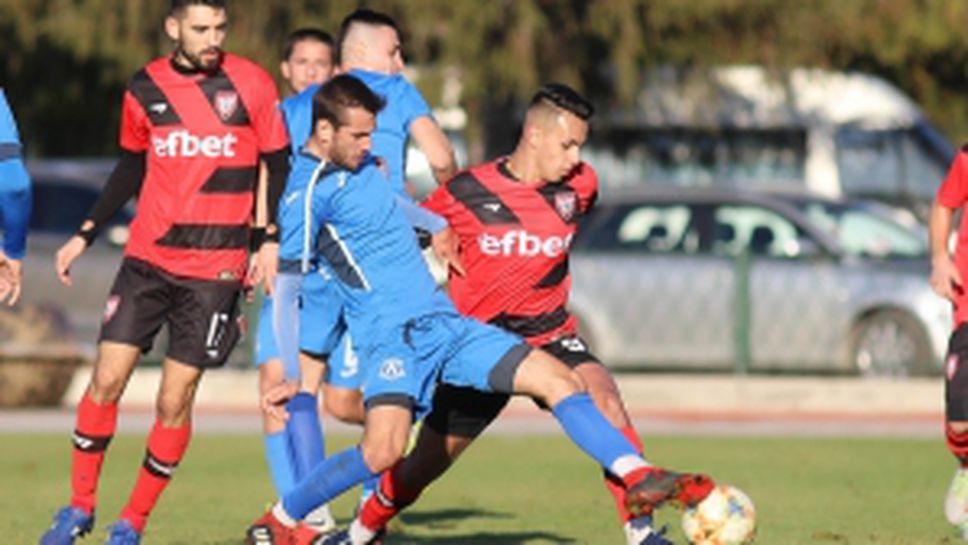 Локомотив (Дряново) - Левски (Лом)