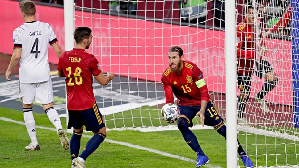 Феран Торес вкара втория гол във вратата на Нойер