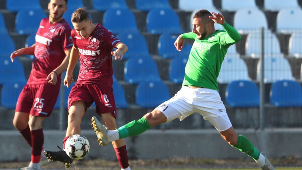 Пирин (Благоевград) превзе върха във Втора лига след 2:0 срещу Септември в София