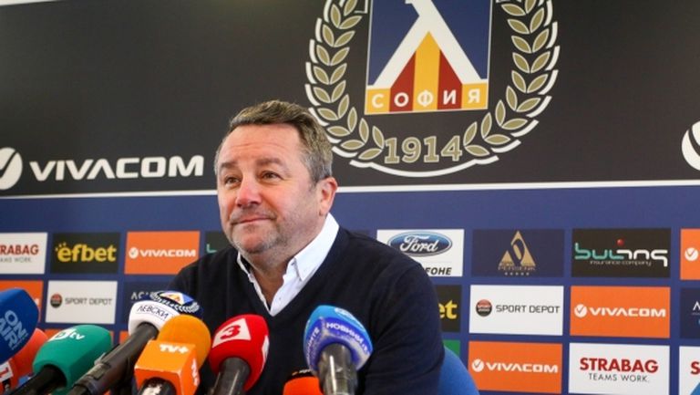 Стоянович ще води Левски срещу Локо (Пловдив), смятат медиите в Словения