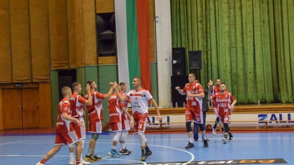 Чавдар (Троян) съкруши Чардафон със сирената