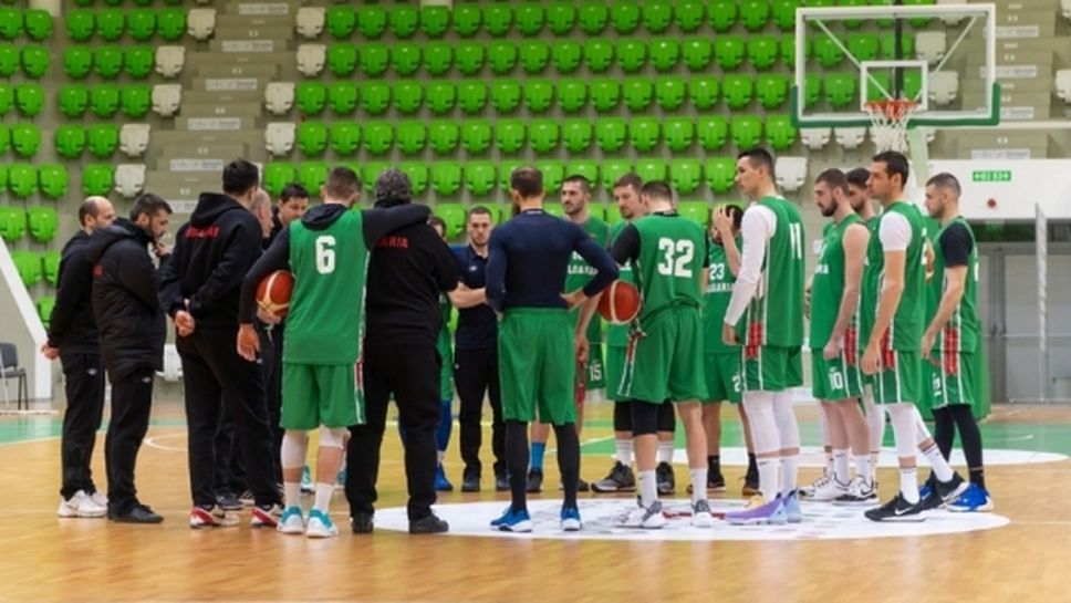 Росен Барчовски се спря на 21 баскетболисти за „балона“ в Сараево