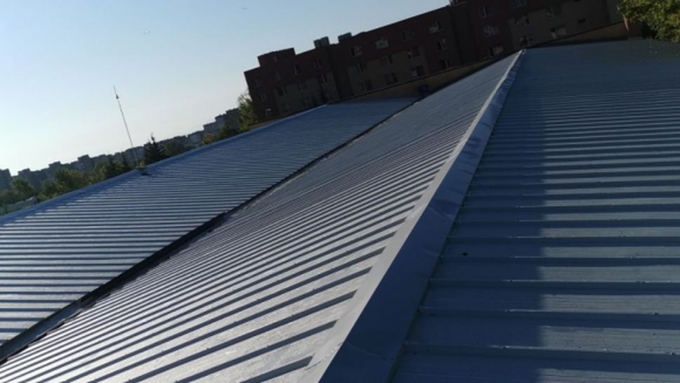 Приключи ремонтът на спортна зала "Младост" в Сливен