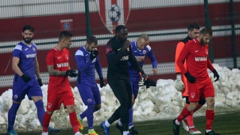 Отложиха мач от Втора лига заради снега, Етър - Царско село е под въпрос