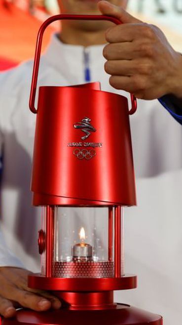 Щафетата с олимпийския огън ще бъде проведена без зрители
