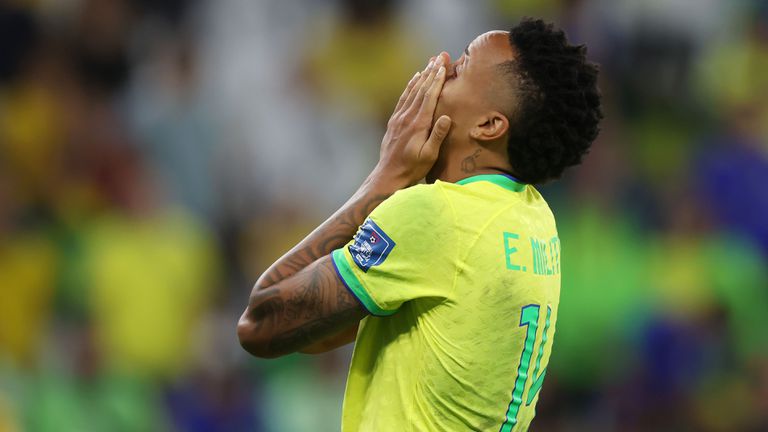 Петкратният световен шампион Бразилия напусна Мондиал 2022 след поражение с