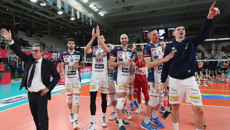 Българският нападател Матей Казийски реализира 23 точки и беше най резултатен