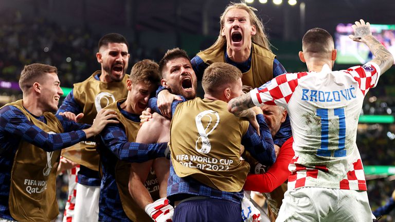 Немислимото е факт! Хърватия изхвърли Бразилия и е на полуфинал