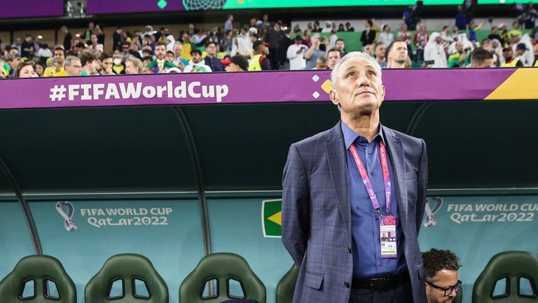 Селекционерът на Бразилия Тите подаде оставка след поражението от Хърватия