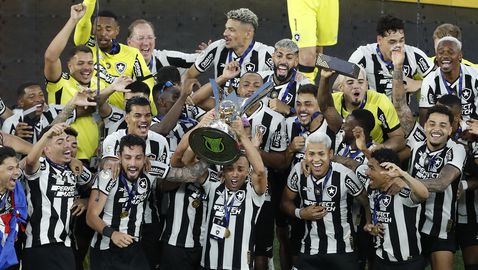 Само седмица след Копа Либертадорес Ботафого триумфира с титлата и в Бразилия