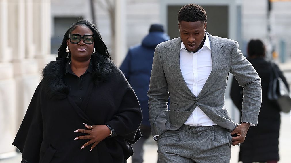 Тери Розиър се обяви за невинен по делото за незаконни залози