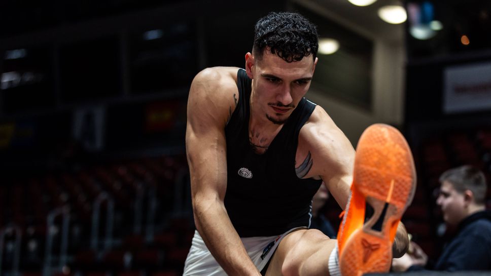 Националът Йордан Минчев и германският му отбор Кемниц надиграха гръцкия