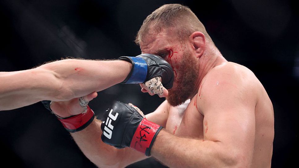 Бившият шампион на UFC Ян Блахович напусна UFC 323 с