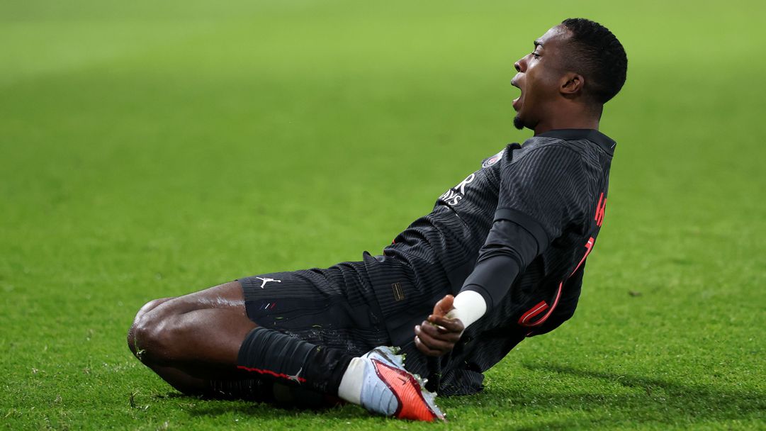 ПСЖ излиза като фаворит на негостоприемния "Сан Мамес"