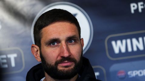  Александър Тунчев задържа Милислав Попович в тима 