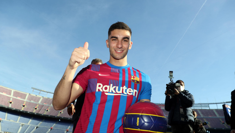  Ето за какво Феран Торес ще пропусне Ел Класико 