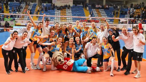 Нася Димитрова и Кузейбору на крачка от 1/4-финал за Купата на CEV