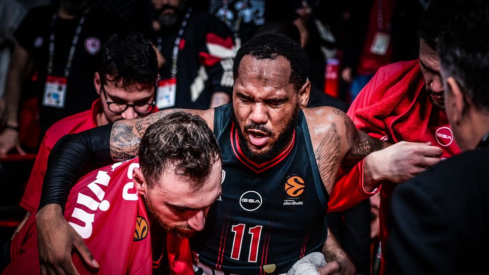 Гардът Монте Морис е получил разкъсване на предната част на