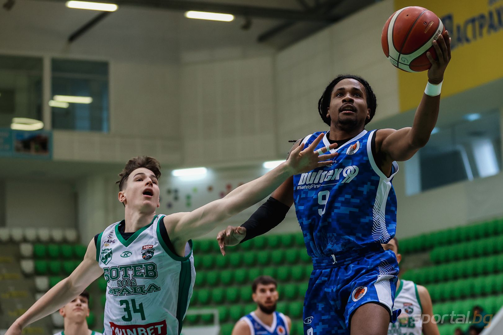 Ботев Враца 92:72 Академик Бултекс 99