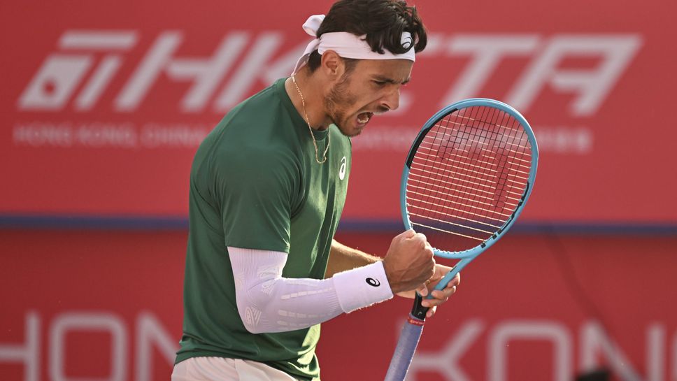 Италианецът Лоренцо Мусети и казахстанецът Александър Бублик ще играят във финала