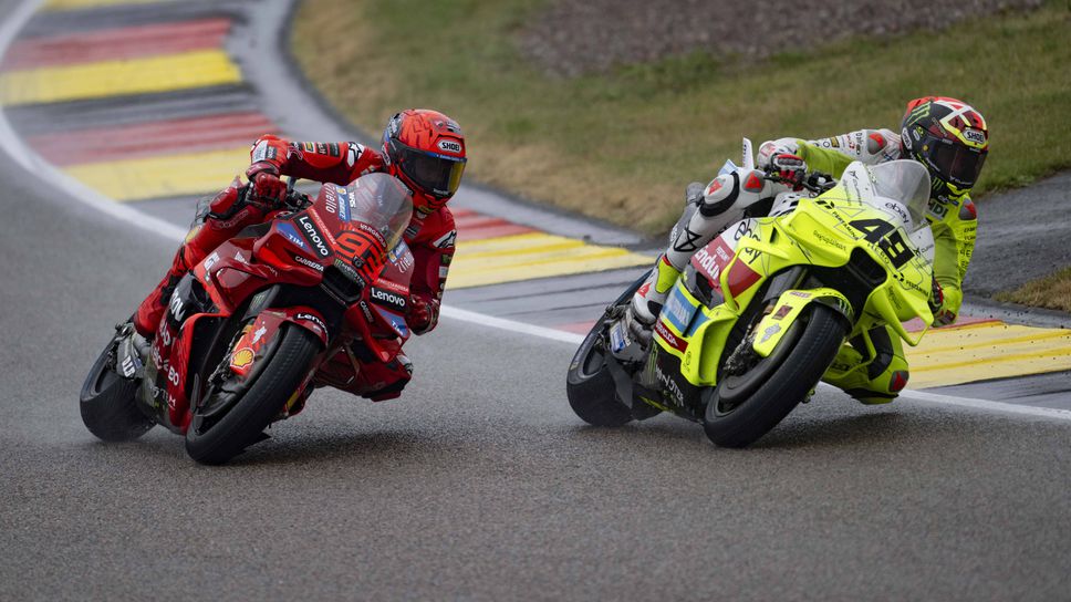 Фабио Ди Джанантонио беше един от тримата пилоти които се