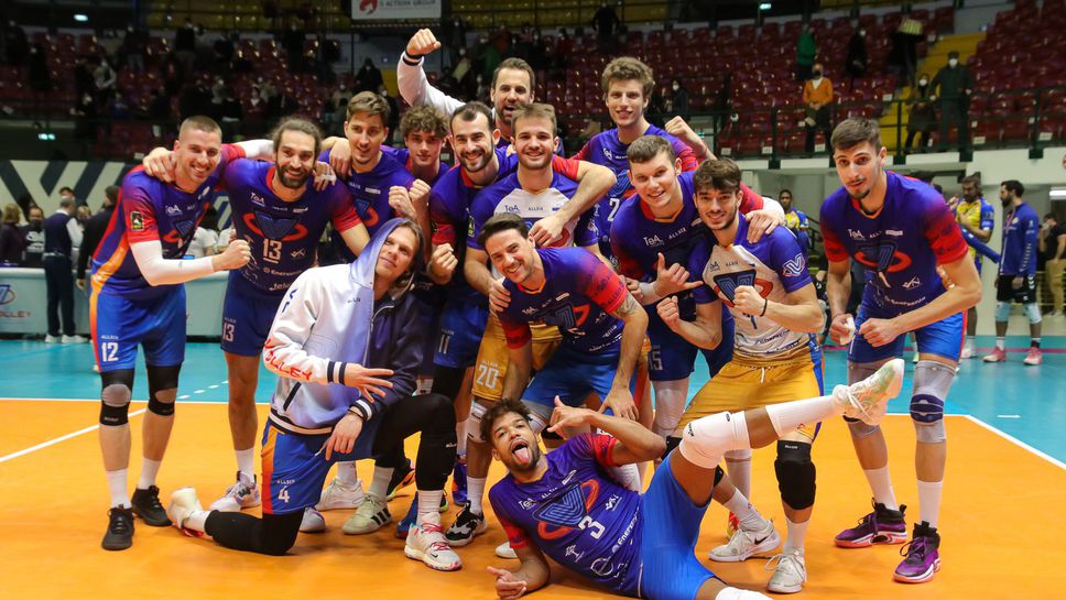 Алекс Грозданов, Денис Карягин и Монца на полуфинал за Купата на CEV