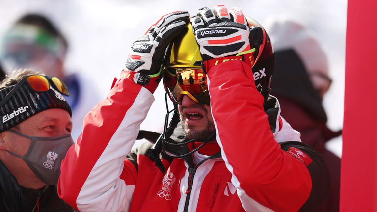  Йоханес Щролц пренаписа историята на алпийските ски на Олимпиада със златото си в комбинацията 