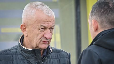 Крушарски: Пашов, ако иска Локо, да ми се обади, защо ме търси през медиите?