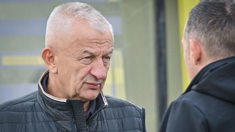 Крушарски: Кой стадион у нас е добър? Какво се занимават с хора, които вчера дойдоха и днес станаха корифеи и слуги