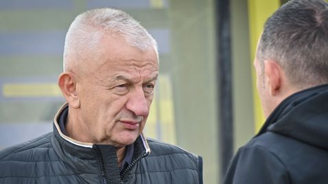 Крушарски: Пашов, ако иска Локо, да ми се обади, защо ме търси през медиите?