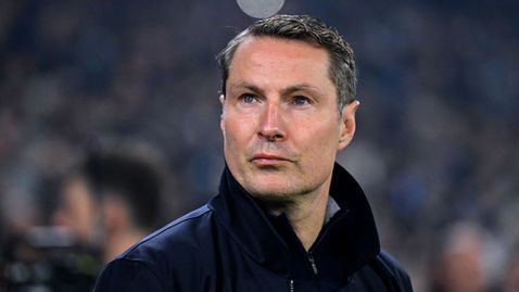 Пламен Андреев и Фейенорд останаха без треньор 48 часа преди мача с Милан в ШЛ