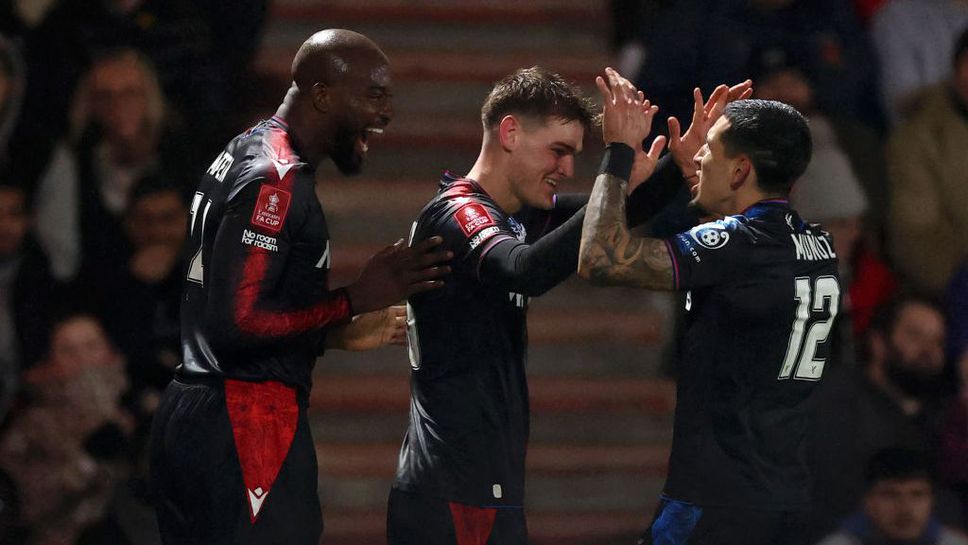 Кристъл Палас се справи с Донкастър и очаква Милуол в лондонско дерби в петия кръг на ФА