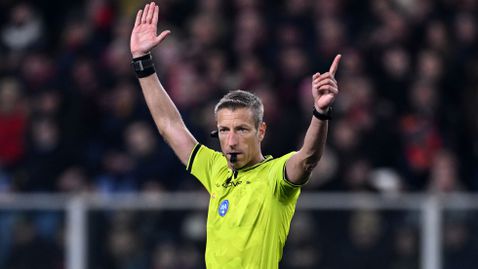 Победната дузпа за Наполи е напълно погрешна, призна съдийски шеф