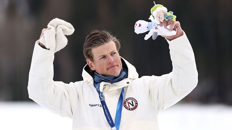 Клаебо продължава да пише олимпийска история