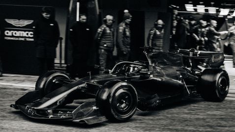 Нюи: Нямахме време да боядисаме колата за Барселона