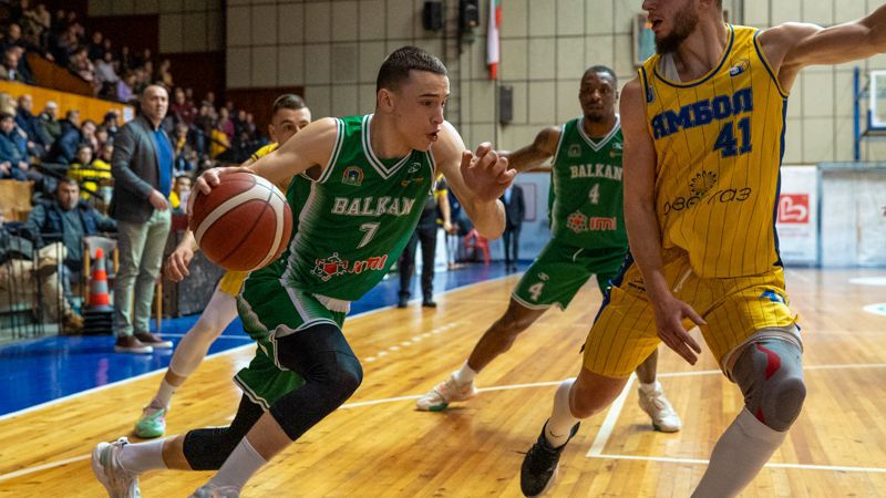 Шест поред за Балкан след труден мач в зала "Диана"